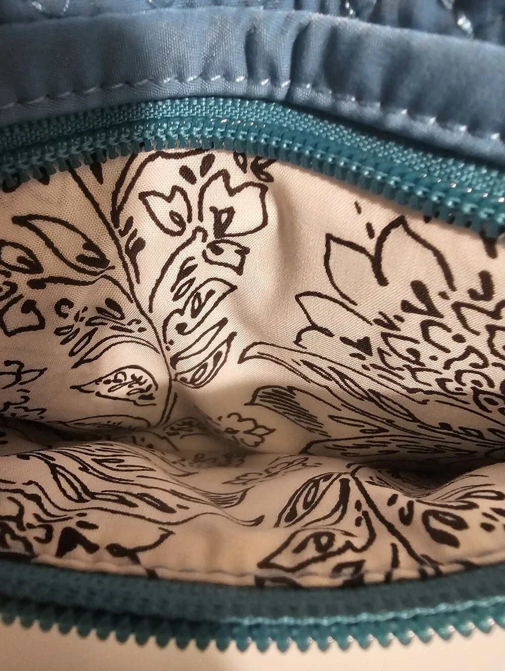 Vera Bradley Blue Crossbody Fabric Purse - EUC